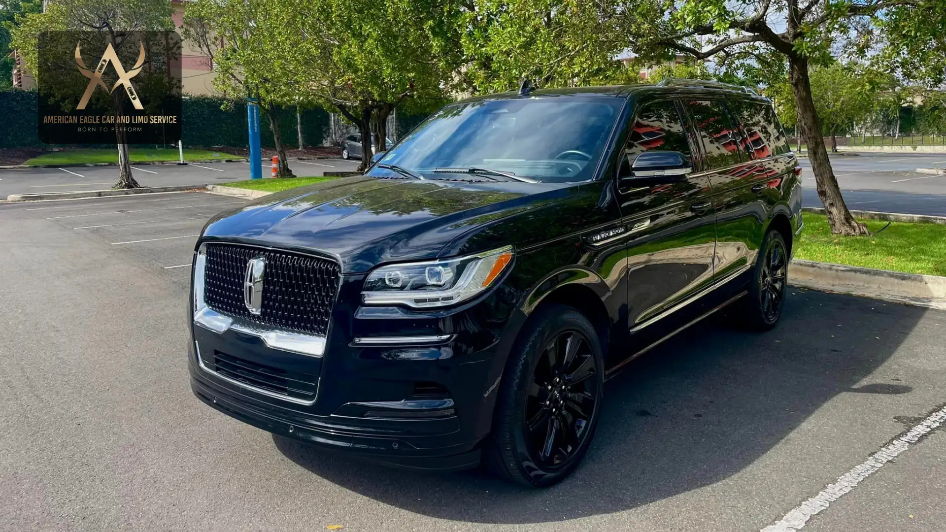 lincoln-navigator-luxury-suv-2025-limo-service-west-palm-beach-near-me