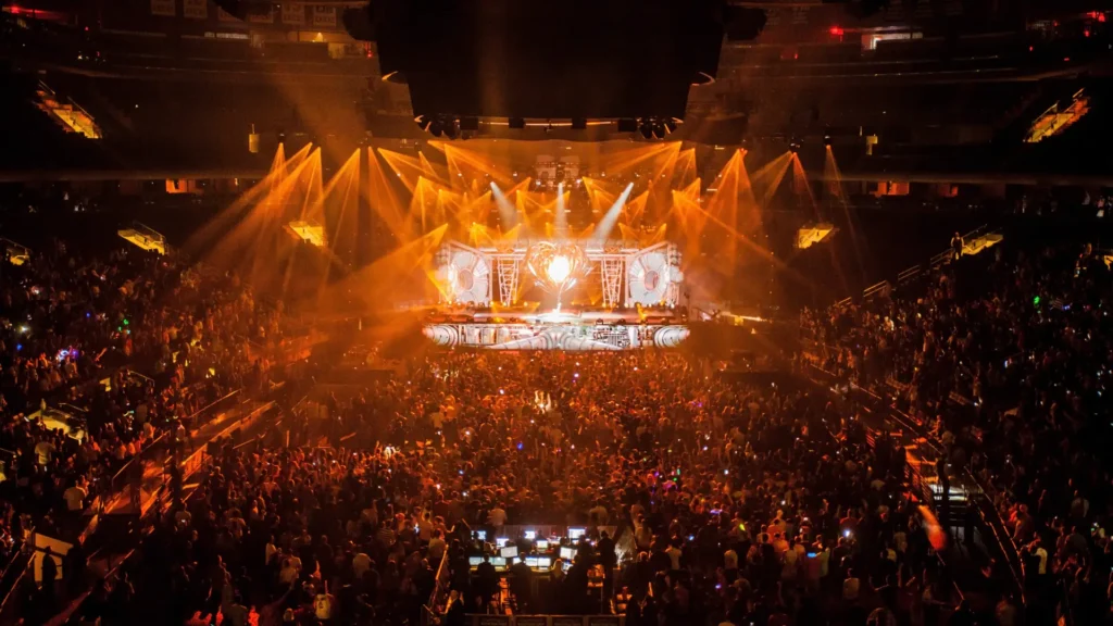 Concert limo service to arrive at iTHINK Financial Amphitheatre for a concert